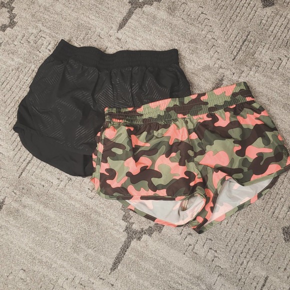 unbranded Pants - Running shorts bundle black and pink-camo size small